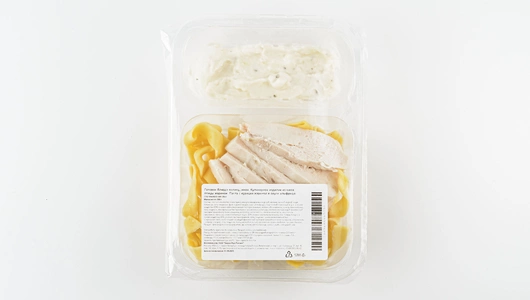 Паста с курицей в соусе альфредо