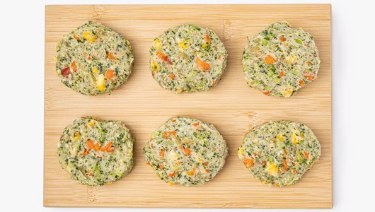 Биточки овощные с&nbsp;кукурузой, зам.