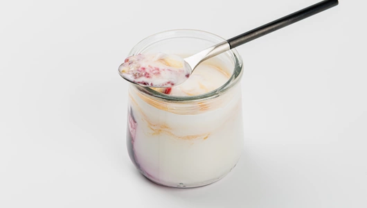 Йогурт "Черника-малина-манго" 5%