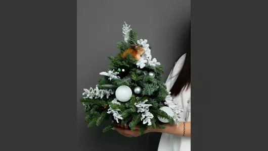 Ёлочка ручной работы, нарядная