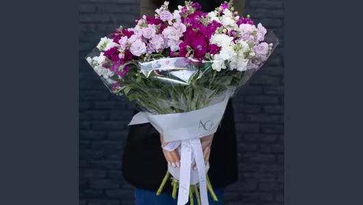 Букет из&nbsp;11 маттиол микс