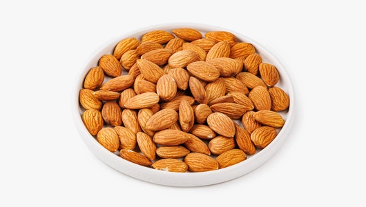 Миндаль сушеный (крупный) Миндаль сушеный (крупный)