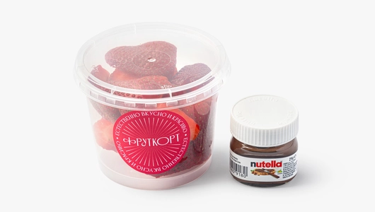 Клубника сердце с&nbsp;нутеллой