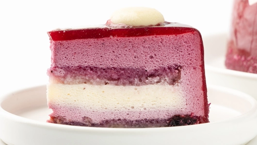 Торт муссовый "Лучшая мама" йогуртово-черничный