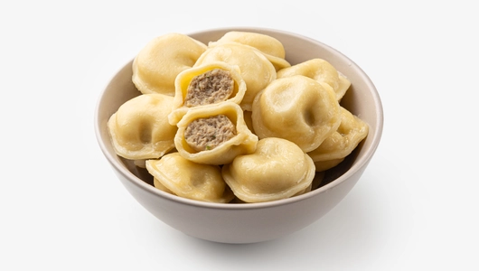 Пельмени с говядиной и зеленью