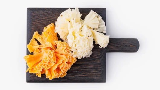 Ассорти: сыр "Санфьор красный", сыр "Санфьор с трюфелем", 70г