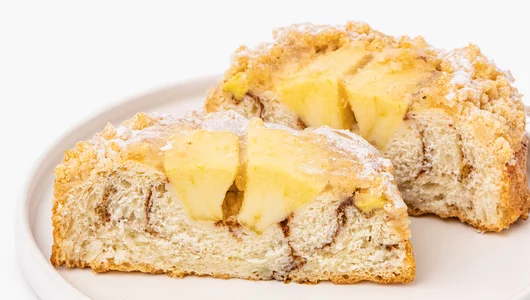 Улитка с&nbsp;яблоком и&nbsp;корицей, кафе