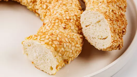 Симит с кунжутом