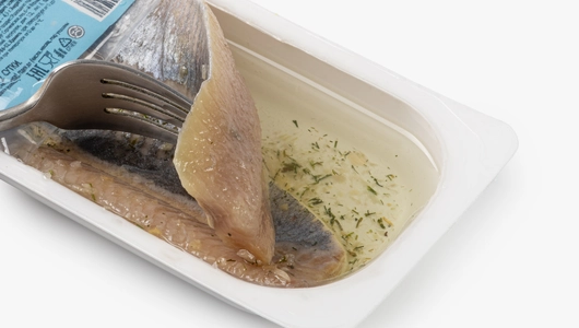 Сельдь тихоокеанская филе в масле с луком и укропом, 230 г