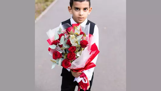 Букет классический из&nbsp;роз акуна и&nbsp;эвкалипта