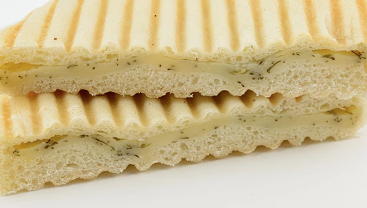 Лепешка с&nbsp;сыром и&nbsp;зеленью