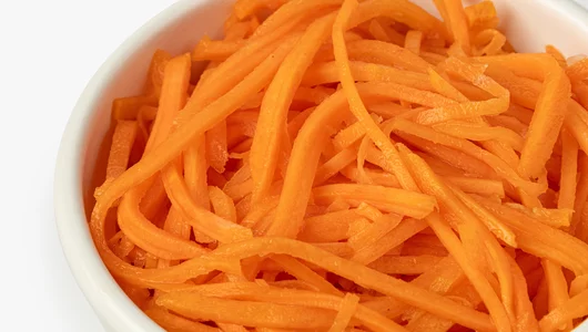 Морковь квашеная с&nbsp;яблоком и&nbsp;хреном