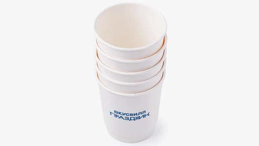 Комплект бумажных стаканов Праздник 5 шт