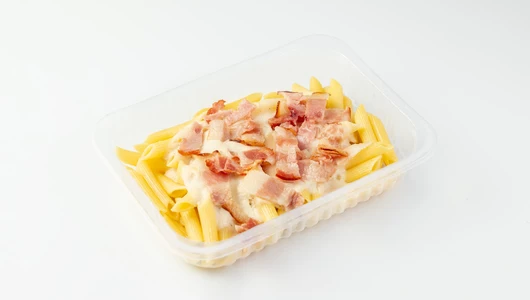 Паста пенне в&nbsp;соусе Карбонара с&nbsp;беконом