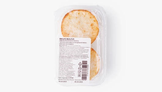 Сырники кокосовые на миндальной муке с сиропом топинамбура