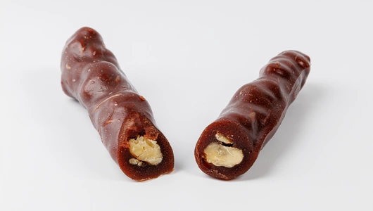 Чурчхела вишневая с грецким орехом