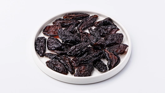 Цукаты из сливы на сиропе топинамбура, 80 г Цукаты из сливы на сиропе топинамбура, 80 г