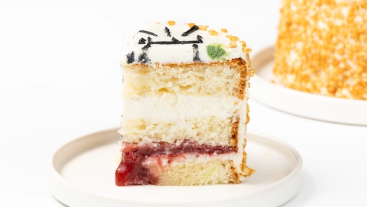 Торт бенто "Открытка" клубничный