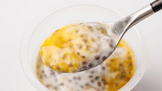 Десерт кокосовый с семенами чиа "Манго-маракуйя"