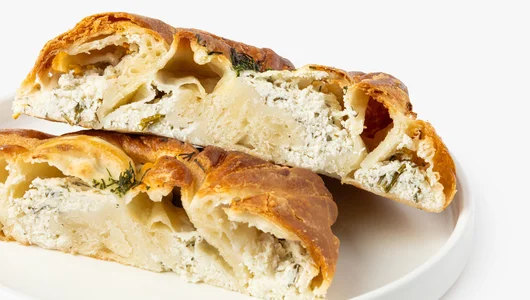 Вертута с&nbsp;творогом и&nbsp;зеленью