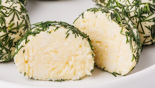 Закуска "Еврейская" с&nbsp;сыром и&nbsp;яйцом