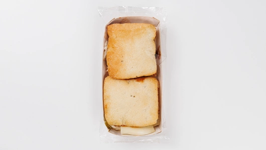 Мини-чиабатта с курицей, сыром "Гауда" и соусом барбекю Мини-чиабатта с курицей, сыром "Гауда" и соусом барбекю