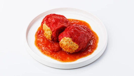 Перец фаршированный с мясом курицы