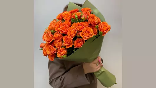 Монобукет из кустовой розы сорта Бэби FMART by flowwow