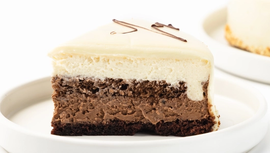 Торт муссовый "Диаграмма чувств" два шоколада