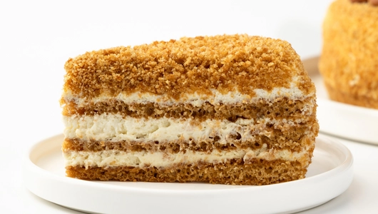 Торт "Подарочный" медово-сметанный, 500 г