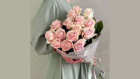 Букет Розовые розы Premium FMART by flowwow