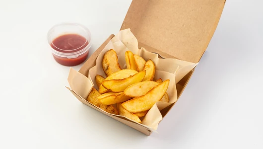 Картофельные дольки с&nbsp;кетчупом