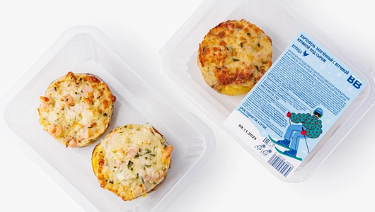 Картофель запеченный с ветчиной куриной под сыром