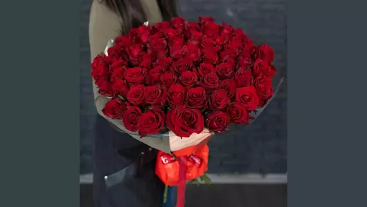 101 Красная роза (55 см)