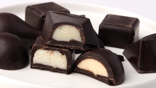 Сыр в&nbsp;темном шоколаде ассорти (Камамбер, Пармезан, Сыр с&nbsp;голубой плесенью), 87 г