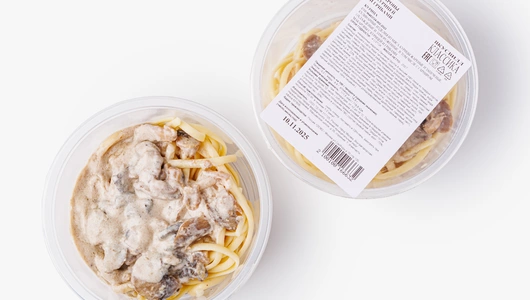 Макароны с курицей и грибами