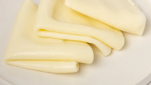 Сыр "Сулугуни" в&nbsp;форме блинчиков, 105 г