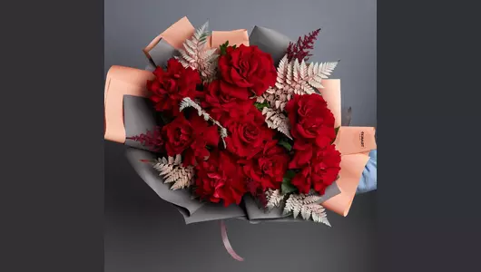 Французские розы в букете «Мерло» FMART by flowwow