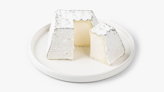 Сыр "Валансе" с белой плесенью в золе, 150 г