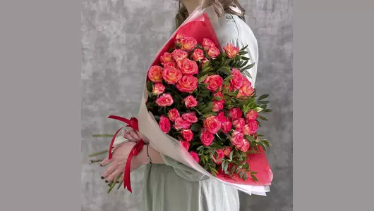 Букет Красно-желтые кустовые розы FMART by flowwow