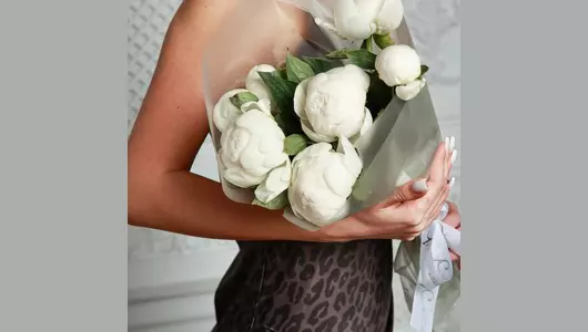 Букет пионов Дюшес 7шт