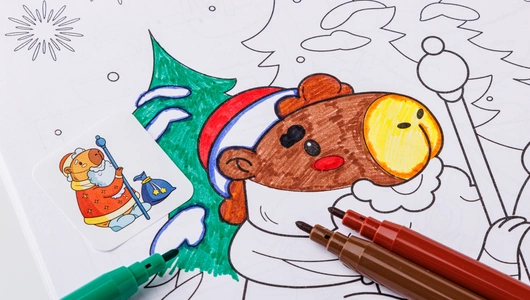 Книжка-раскраска "Капибары и зимние истории"