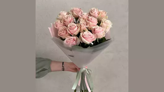 Букет Розовые розы Premium FMART by flowwow