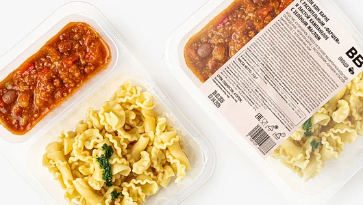 Чили кон карне с&nbsp;растительным "фаршем" и&nbsp;пастой Кампанелле с&nbsp;зеленым маслом