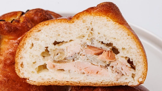 Расстегаи с лососем и палтусом, 120 г (2 шт)