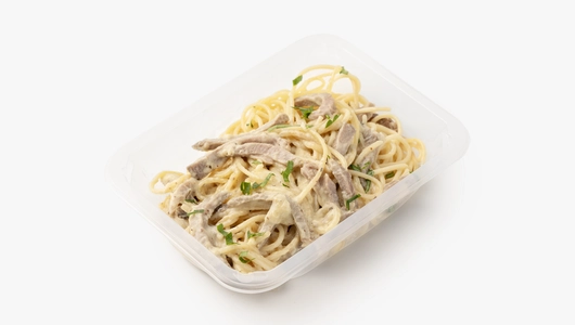 Паста в сливочно-горчичном соусе с томлёной су-вид говядиной