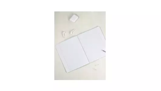 Тетрадь общая Феникс+ предметная Селфи История A5 48 листов в клетку на скрепке Тетрадь общая Феникс+ предметная Селфи История A5 48 листов в клетку на скрепке