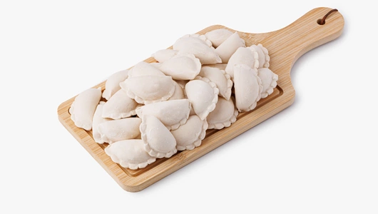 Вареники с&nbsp;бататом и&nbsp;сыром