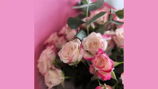 Букет кустовые розы 7 FMART by flowwow