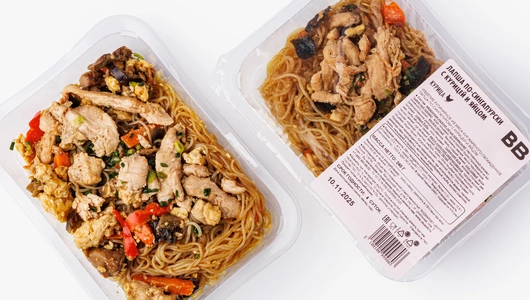 Лапша по-сингапурски с курицей и яйцом